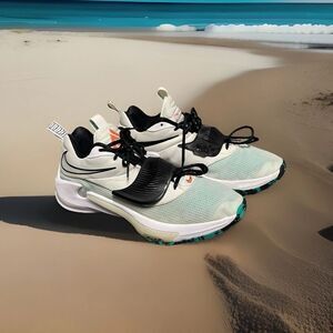 Nike Zoom Freak 3 Men's White/Teal Sneakers Size 12